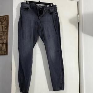 DL1961 Women's Charcoal Straight Leg Jeans